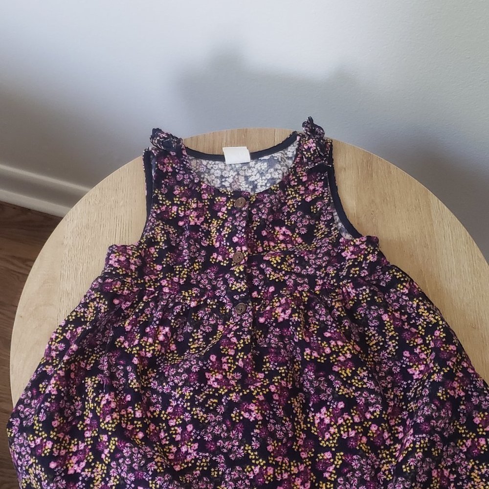 Baby Gap sleeveless corduroy flower dress